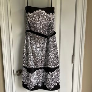 Satin dress brand Whitehouse/black market strapless attached belt